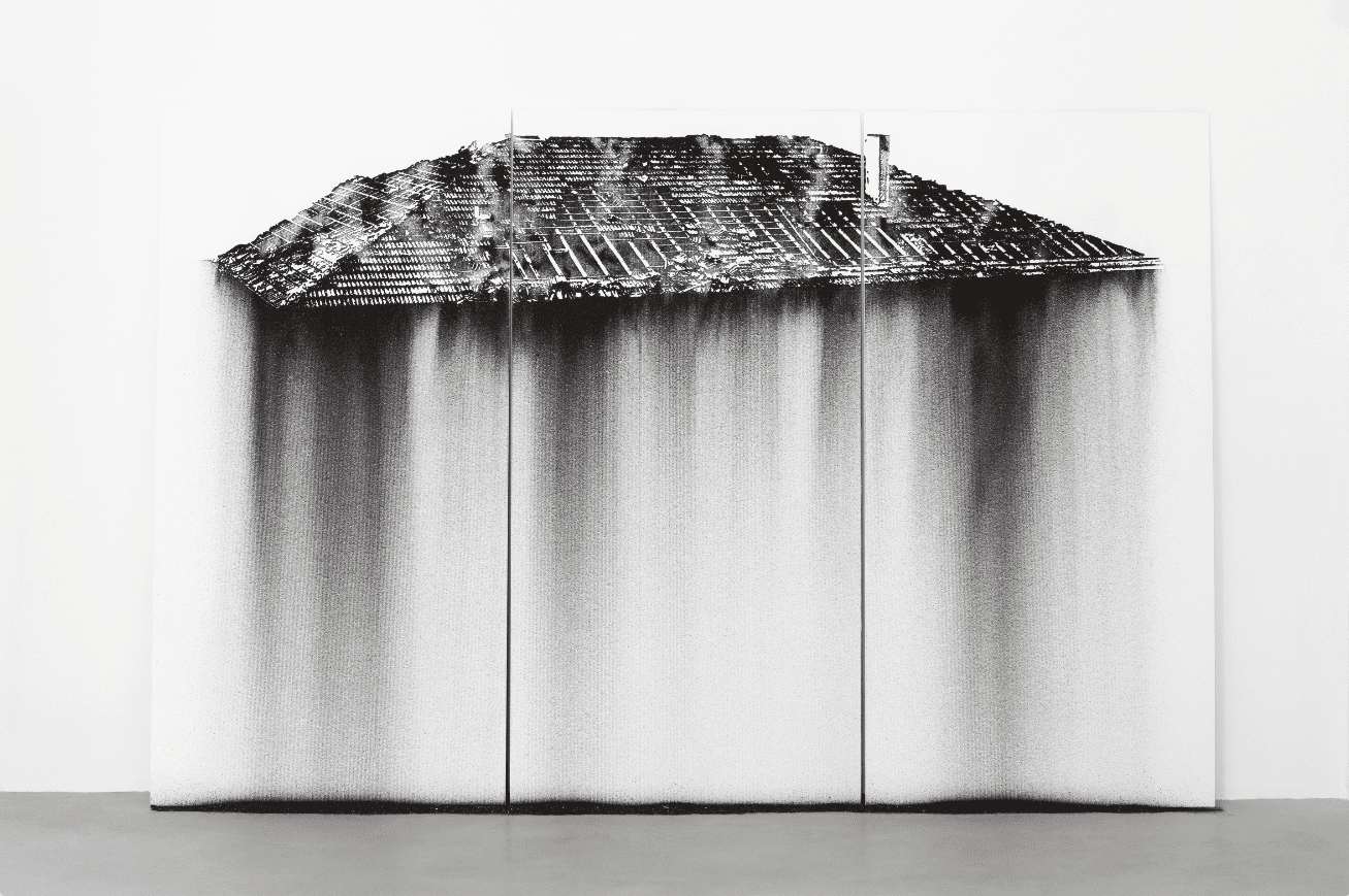 Nicolas Daubanes, Toit de la prison Charles-III, Nancy, 1972, 2017 poudre d’acier aimantée, 200 x 300 cm
